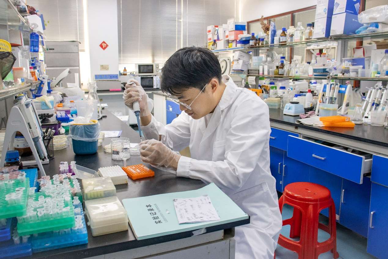 生物制劑研發(fā)迎來(lái)新動(dòng)能 湖北生物制造產(chǎn)業(yè)科產(chǎn)融合對(duì)接活動(dòng)在湖北大學(xué)成功舉辦